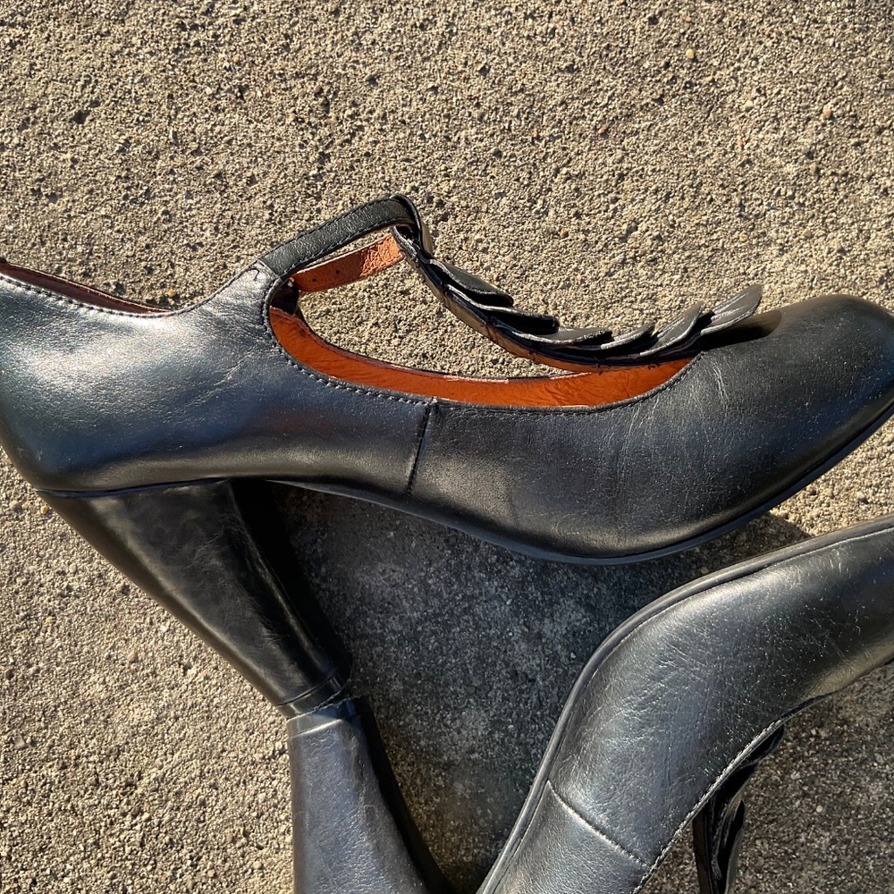 Crown Vintage Women’s Size 9M Heels Black Leather Buckle Ankle Strap Retro - Picture 7 of 16